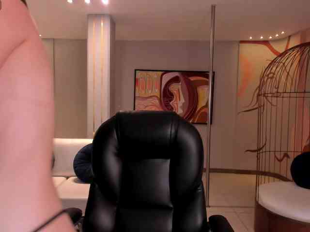 MaiaCollins1 webcam
