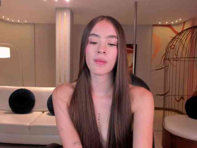 MaiaCollins1 webcam