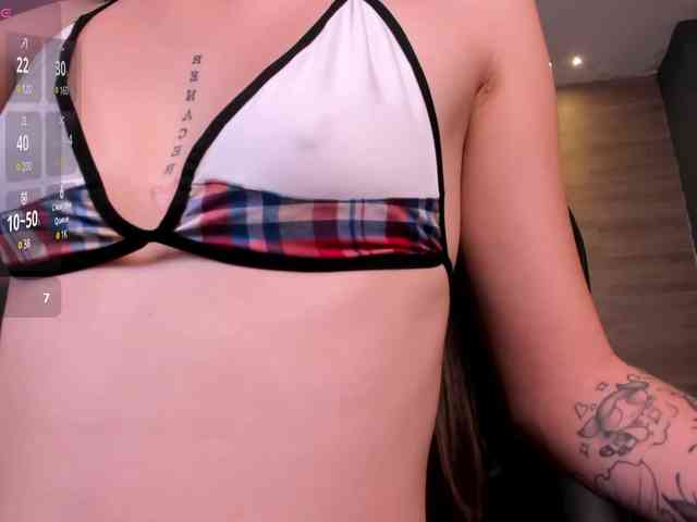 MaiaCollins1 webcam