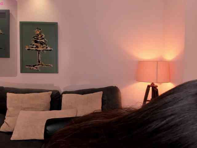 MaiaCollins1 webcam