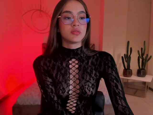 MaiaCollins1 webcam