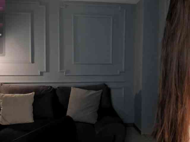 MaiaCollins1 webcam