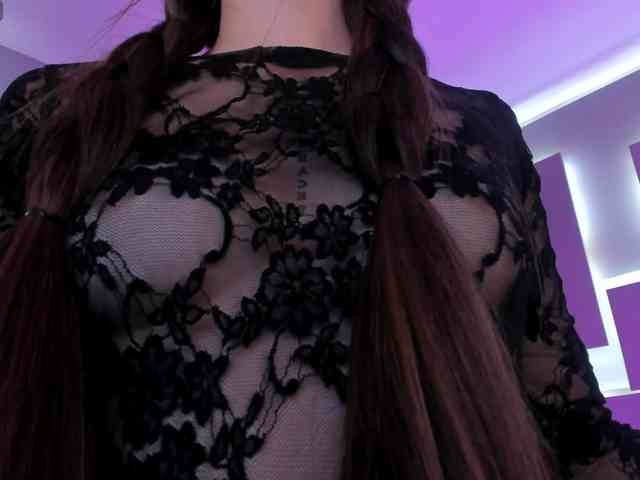 MaiaCollins1 webcam