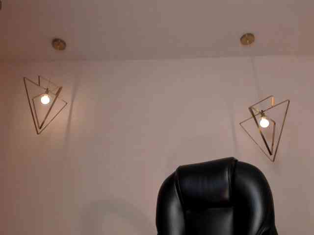 MaiaCollins1 webcam