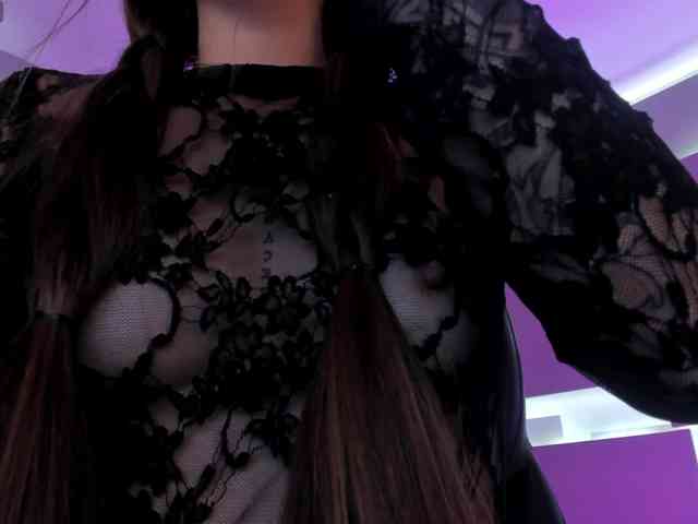 MaiaCollins1 webcam