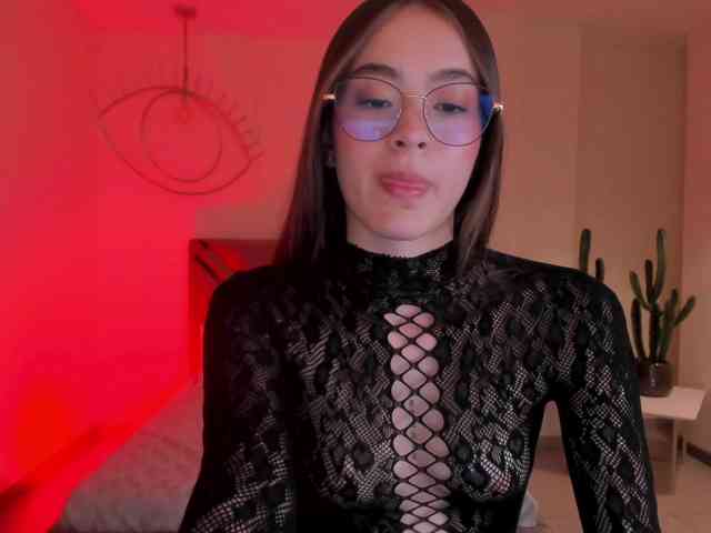 MaiaCollins1 webcam