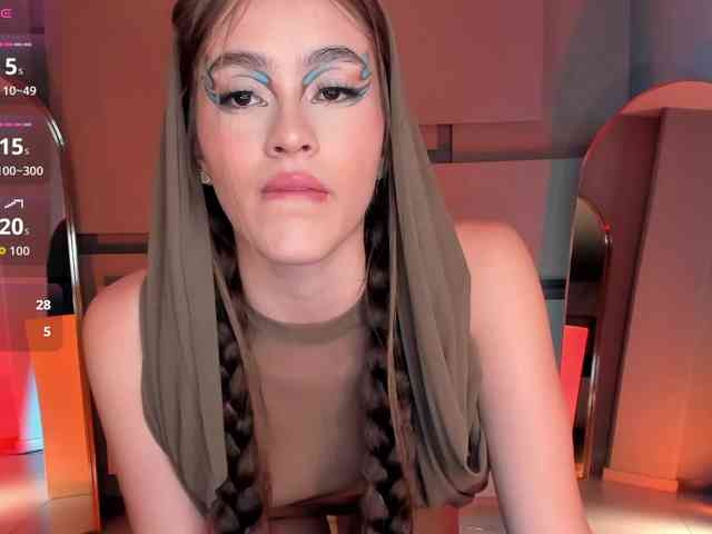MaiaCollins1 webcam