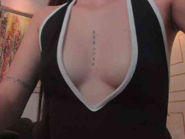 MaiaCollins1 webcam