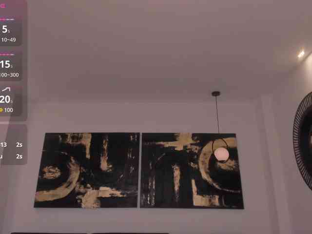 MaiaCollins1 webcam