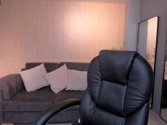 MaiaCollins1 webcam