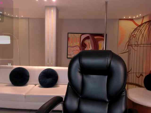 MaiaCollins1 webcam