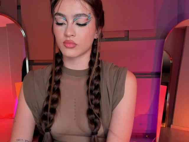 MaiaCollins1 webcam