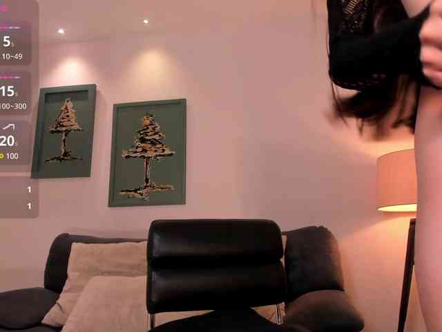 MaiaCollins1 webcam
