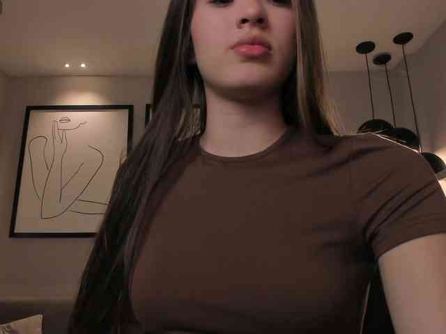 MaiaCollins1 webcam