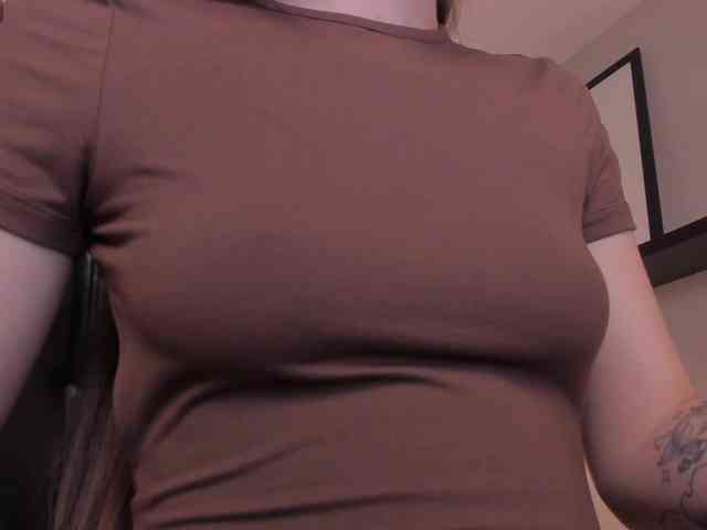 MaiaCollins1 webcam