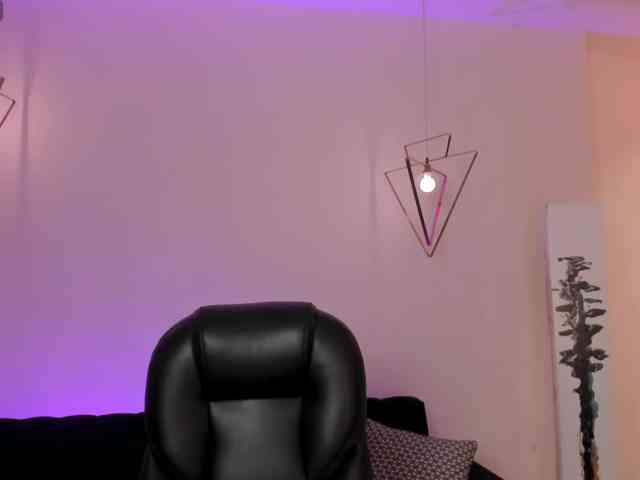 MaiaCollins1 webcam