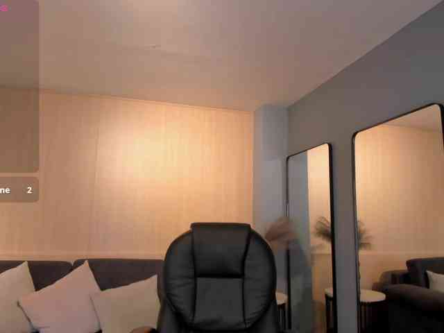 MaiaCollins1 webcam