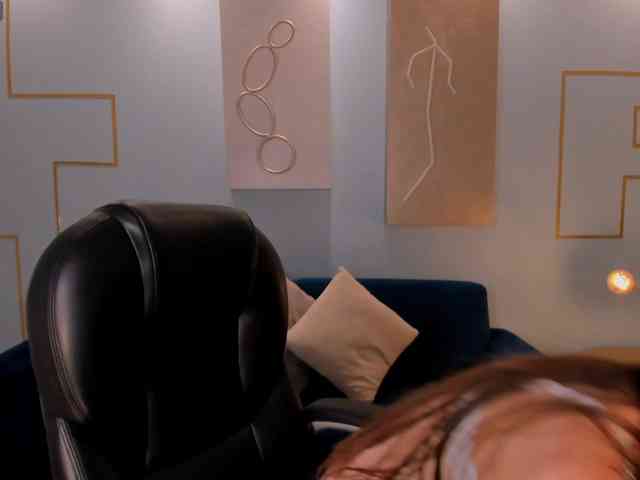 MaiaCollins1 webcam
