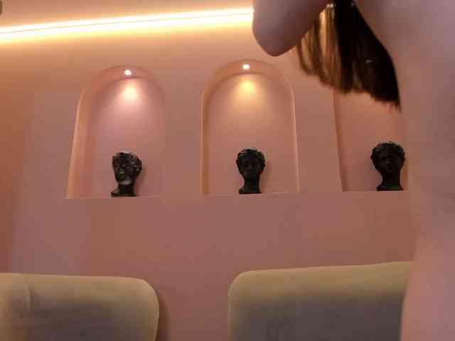 MaiaCollins1 webcam