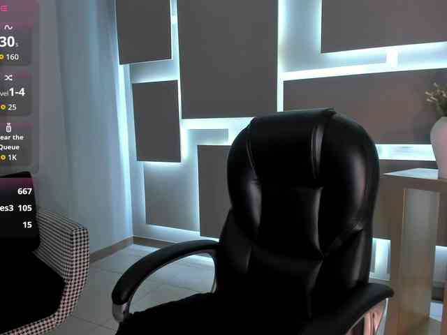 MaiaCollins1 webcam