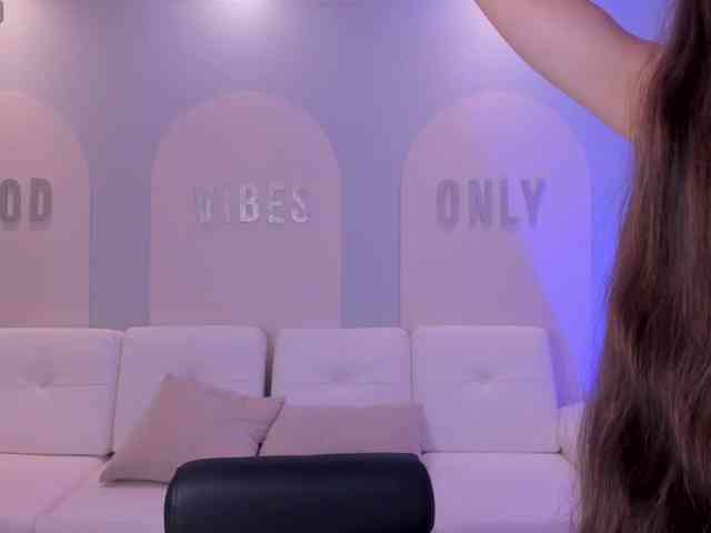 MaiaCollins1 webcam