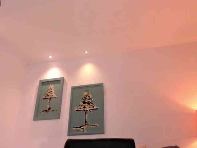 MaiaCollins1's webcam live show
