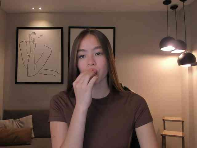 MaiaCollins1 webcam