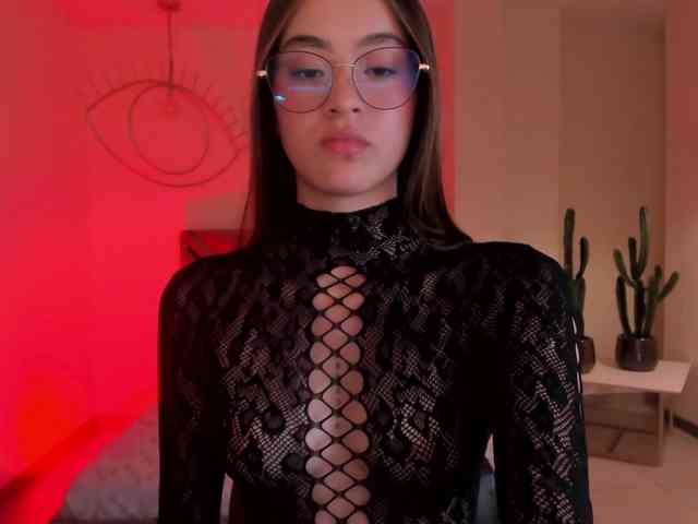 MaiaCollins1 webcam