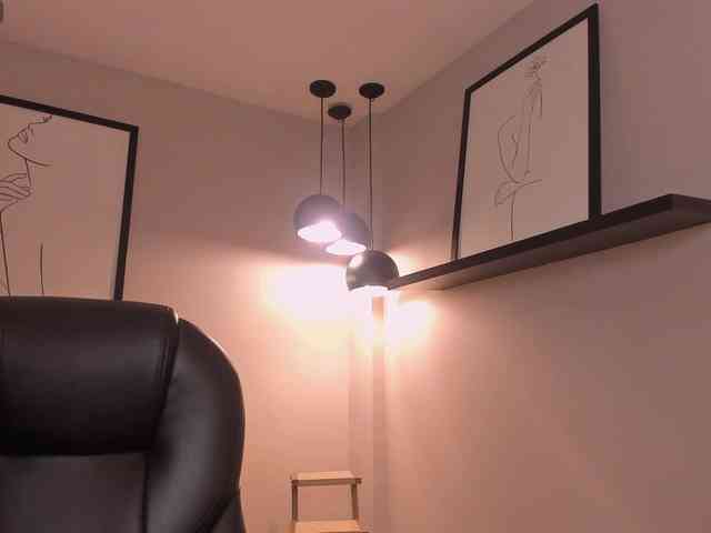 MaiaCollins1 webcam