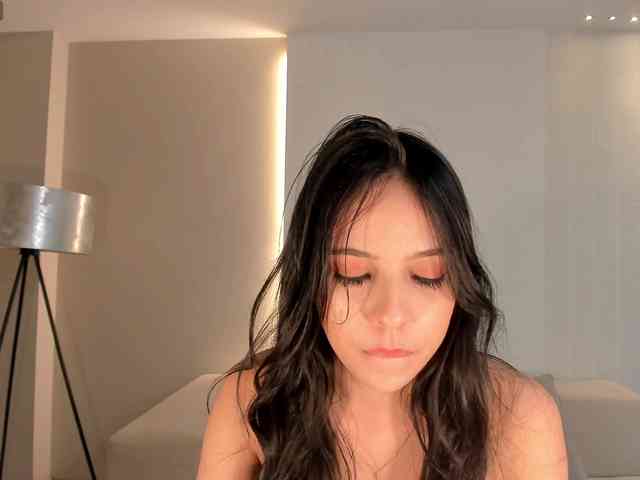 AvaWinters webcam