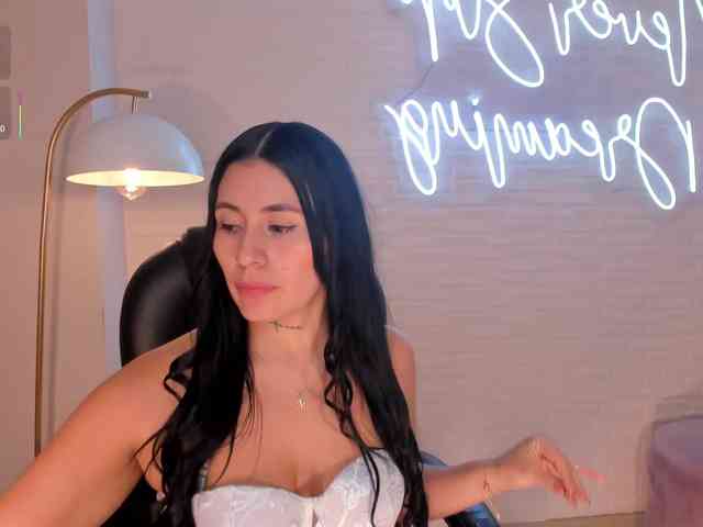 MaraMonroe webcam
