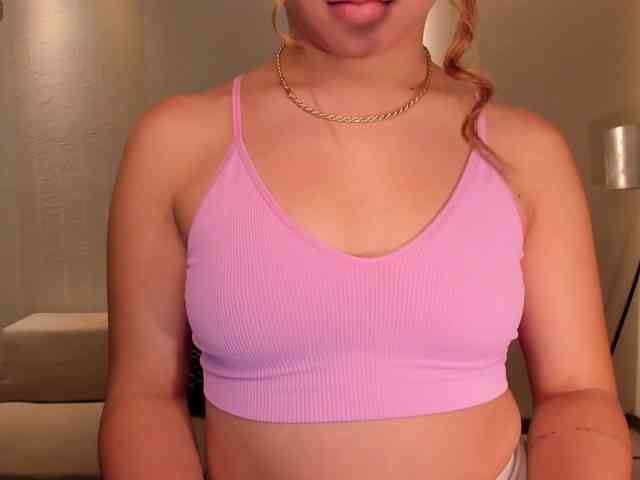 AdharaMoretti webcam