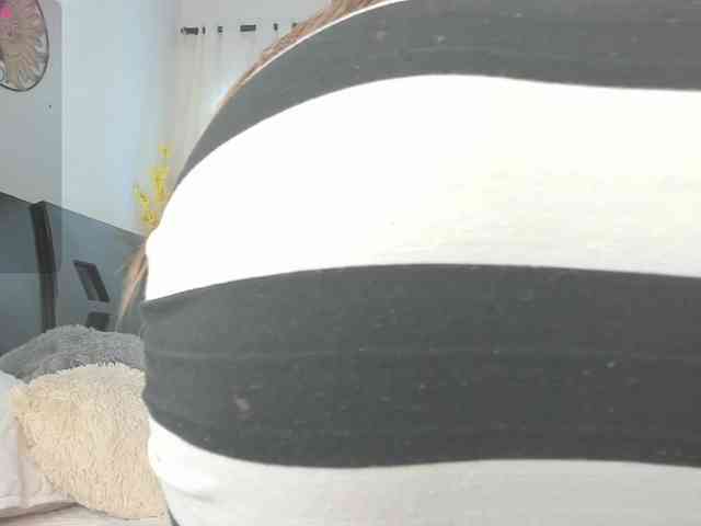 dakotacarvajal webcam