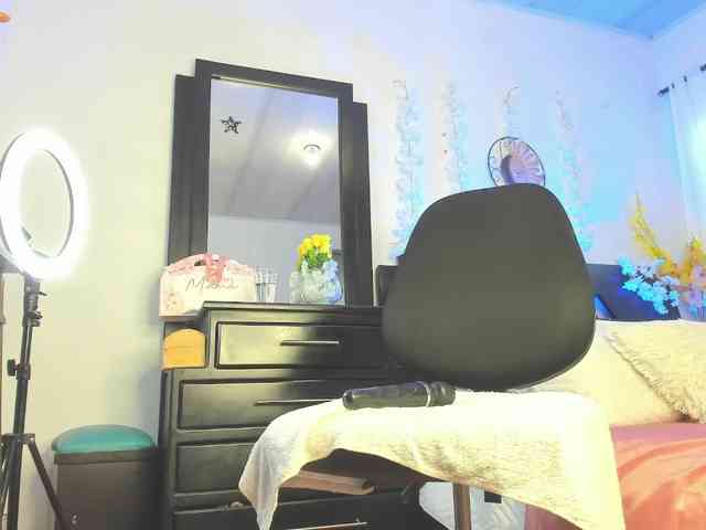 dakotacarvajal webcam
