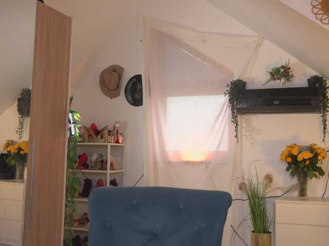 Amaliamour's BongaCams show and profile