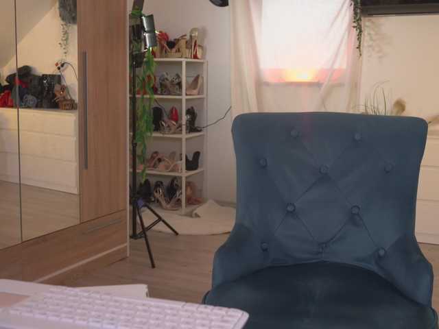 Amaliamour's BongaCams show and profile