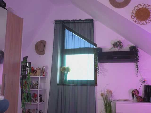 Amaliamour's BongaCams show and profile