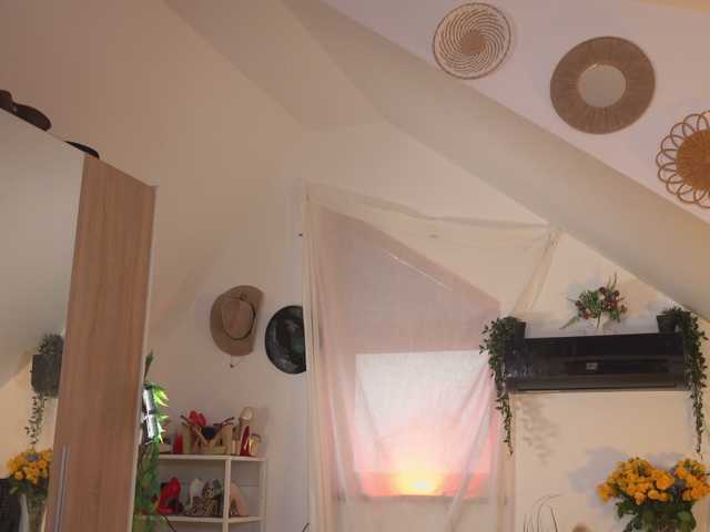 Amaliamour's BongaCams show and profile