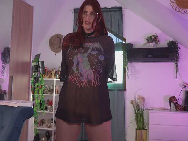 Amaliamour's BongaCams show and profile