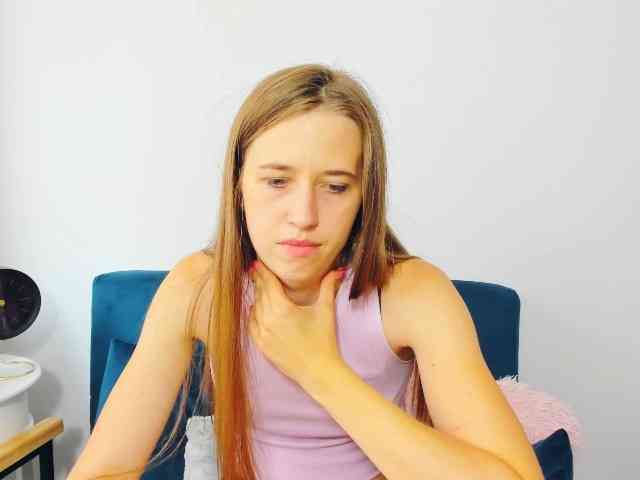 BellaPink's webcam live show