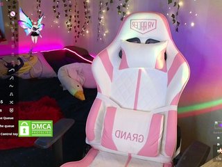 RedVelveten Porn Show