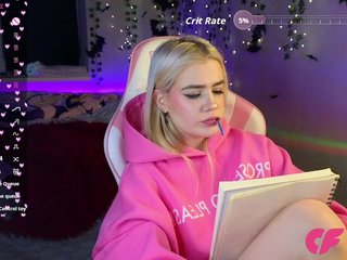 RedVelveten Porn Show