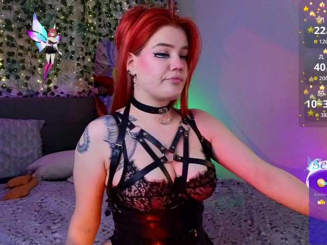 RedVelveten's BongaCams show and profile