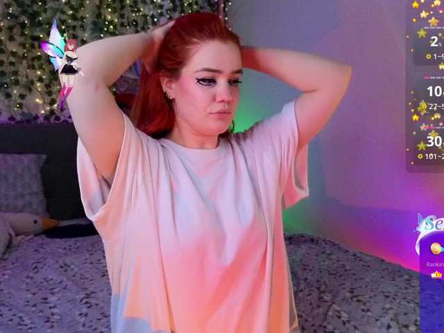 RedVelveten's BongaCams show and profile