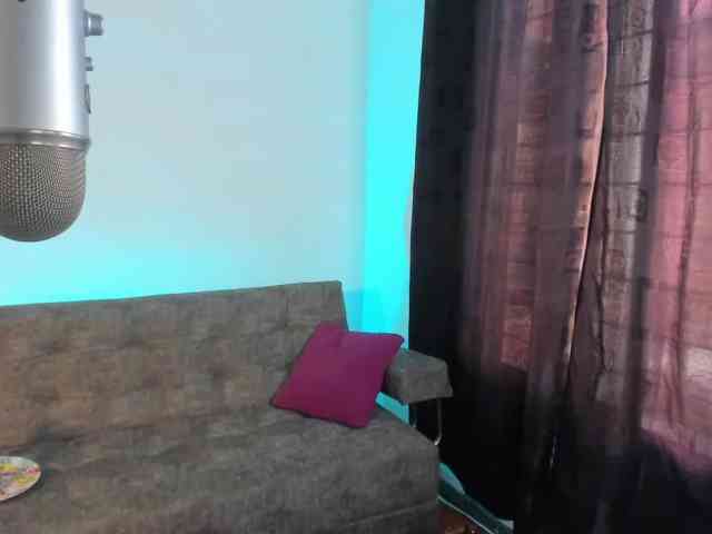 KattySoto webcam