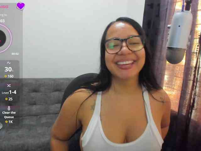 KattySoto webcam