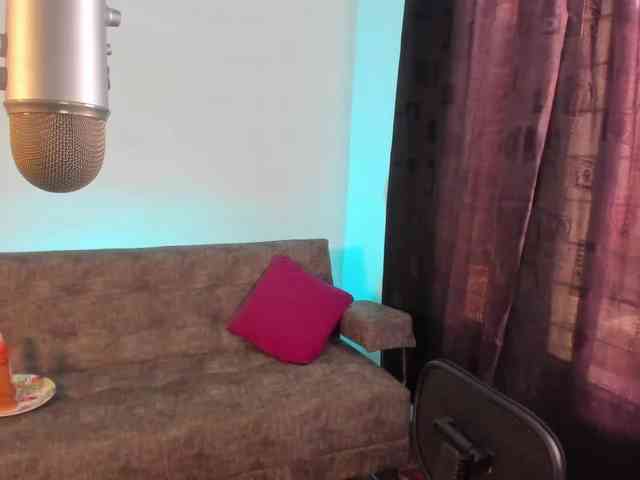KattySoto webcam