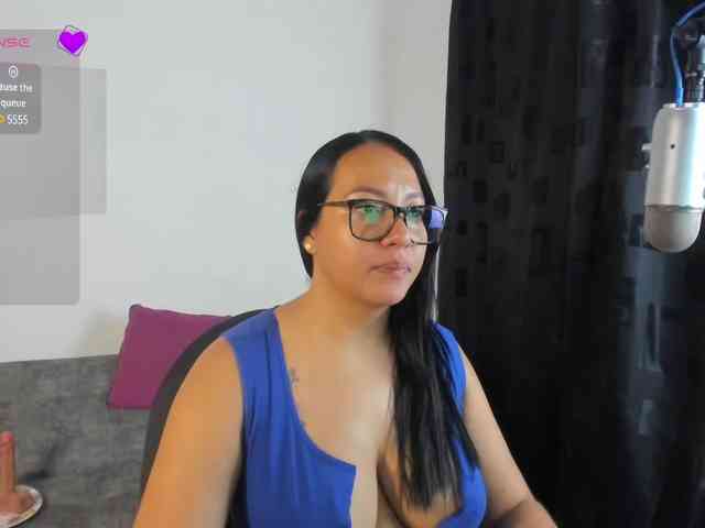 KattySoto webcam
