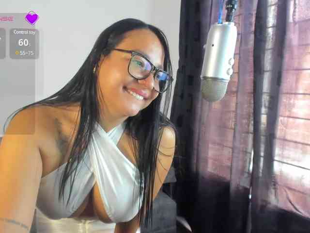 KattySoto webcam