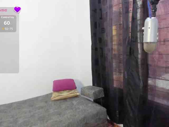 KattySoto webcam